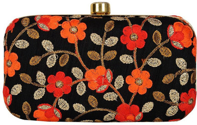 

Tooba Handicraft Casual Black Clutch