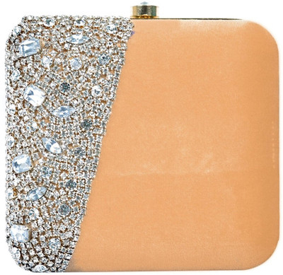 

Tooba Handicraft Casual Multicolor Clutch