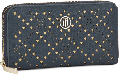 

Tommy Hilfiger Casual Blue Clutch