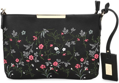 

Allen Solly Sling Bag(Black)