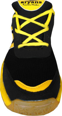 

ARYANS YELLO DOG Badminton Shoes For Men(Yellow