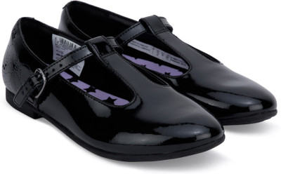 

Clarks Girls Strap Ballerinas(Black, Black pat