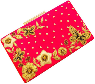 

Craftbazaar Party Red Clutch