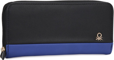 

United Colors of Benetton Casual Black, Blue Clutch