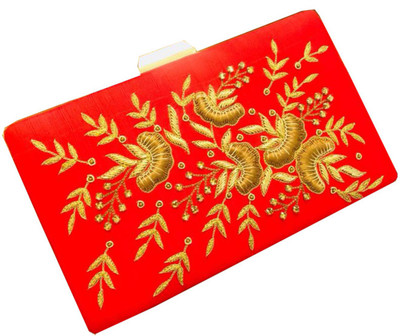 

Craftbazaar Party Red Clutch