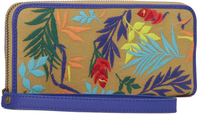 

United Colors of Benetton Casual Brown Clutch