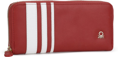 

United Colors of Benetton Casual Red Clutch