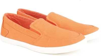 

United Colors of Benetton Sneakers For Men(Orange, 901
