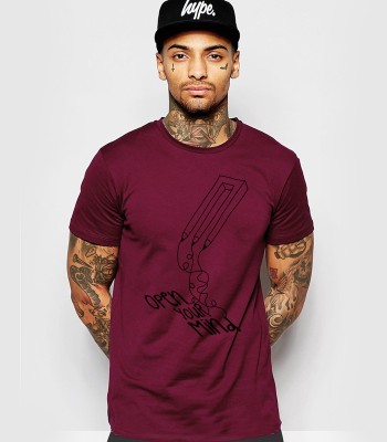 Young trendz Printed Men Round Neck Maroon T-Shirt