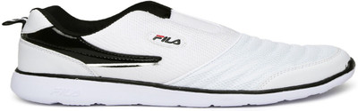 Fila Fila Men white Slip on Sports Shoes Smash Walking Shoes For Men(White