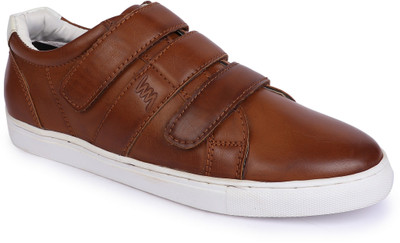 

LAWMAN PG3 Casuals For Men(Brown