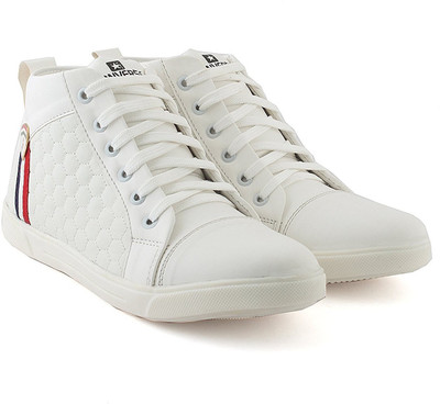 

FOX HUNT Casuals For Men(White