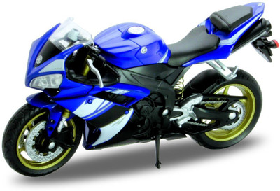 

Welly 1:18 Die Cast Motorcycle 2008(Multicolor)