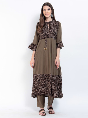 IVES Casual Block Print Women