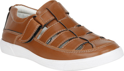 

Koxko Men Tan Sports Sandals