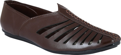 

SAM-ERA Men Brown Sandals