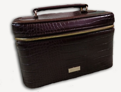 

Oriflame Sweden First Impressions Beauty Case Makeup, jewelry, Nail art kit storage Vanity Box(Brown)