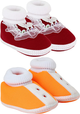 

Neska Moda 0 To 12 Month Set Of 2 Baby Booties(Toe to Heel Length - 12 cm Orange, Maroon), Maroon;orange