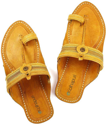 eKolhapuri Men Tan Flats