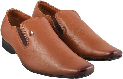 

Metro Trendy Slip On For Men(Tan, 23;tan