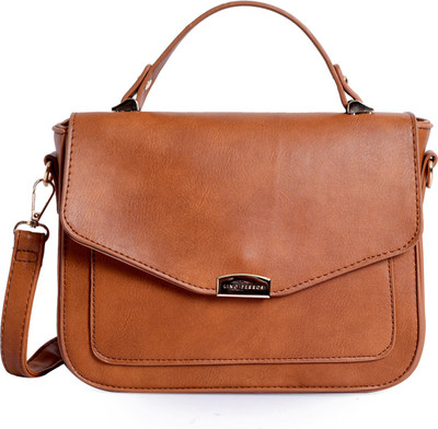 

Lino Perros Sling Bag(Tan)