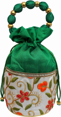

Milan's creation BALLHANDPOTLI0G4 Potli(Green)