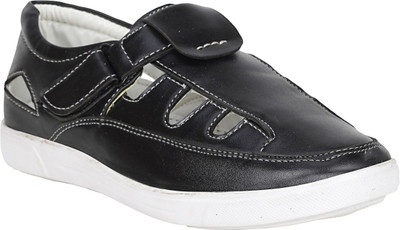 

Koxko Men Black Sandals