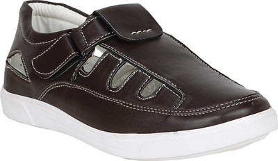 

Koxko Men Brown Sandals