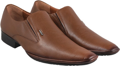 

Mochi Awesome Slip On For Men(Tan, 23;tan