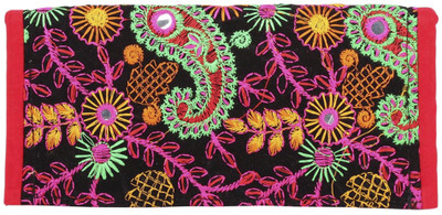 

Aliado Casual Black Clutch