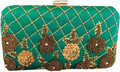 

Craftbazaar Party Green Clutch