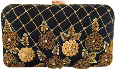 

Craftbazaar Party Black Clutch