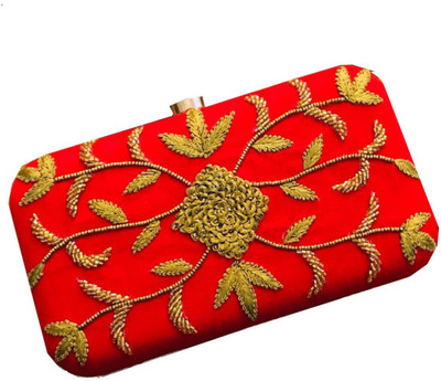 

Craftbazaar Party Red Clutch