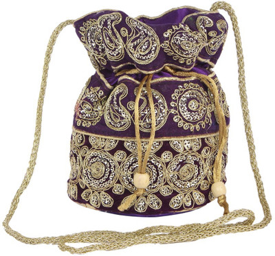 

Aliado Velvet Embellished Purple And Gold Coloured Potli Bag P79V709 Potli(Purple)