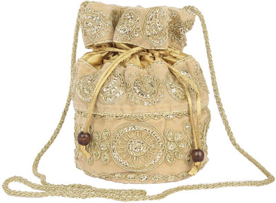 

Aliado Velvet Embellished Gold Coloured Potli Bag P80V709 Potli(Gold)
