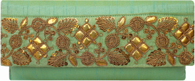 

Milan's creation Party Green Clutch