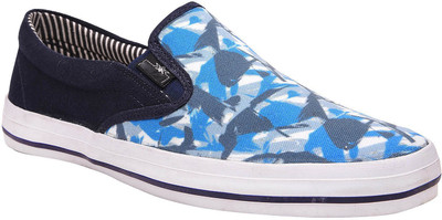 

TWIN Slip On Sneakers For Men(Multicolor, Blue