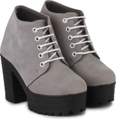 

Moonwalk Boots For Women(Multicolor, Grye