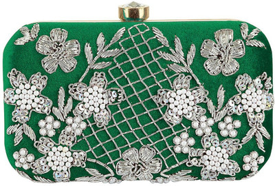 

Tooba Handicraft Casual Green Clutch