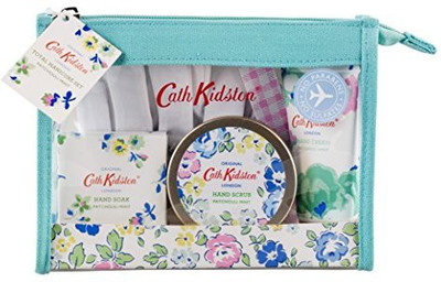 

Cath Kidston Patchouli Mint Total Manicure Set(Set of 3)