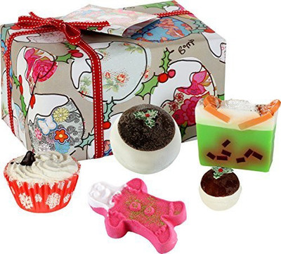

Bomb Cosmetics Christmas Cheer Handmade Gift Pack(Set of 5)