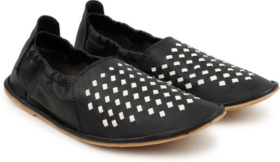 

Footista Casuals For Men(Black, White