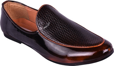 

BB LAA New Popular-Comfort Stylish Loafers For Men(Brown