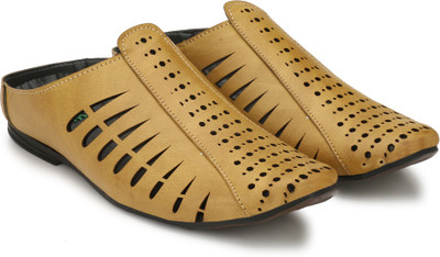 

Shoe Day Casuals For Men(Tan