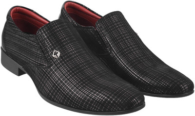 

Mochi Awesome Slip On For Men(Brown, 46;bronze