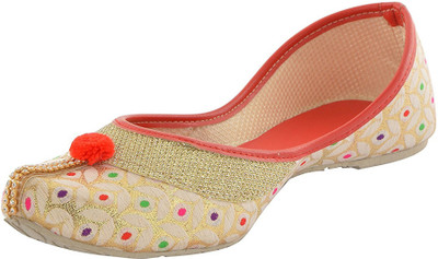 

Shoe Lab Jutis For Women(Multicolor, Red