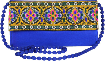 

streetkart Party Blue Clutch