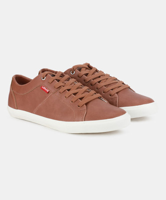 levis brown sneakers