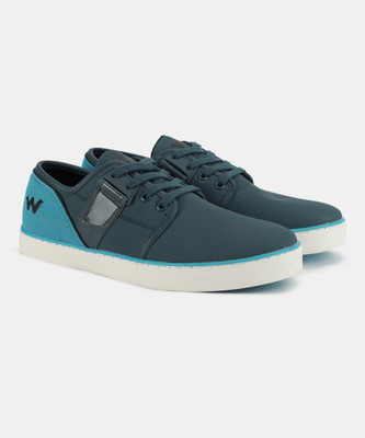 

Wildcraft groot Sneakers For Men(Blue, Grey