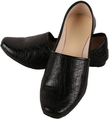 

DFR STYLISH CASUAL SHOES Casuals For Men(Black